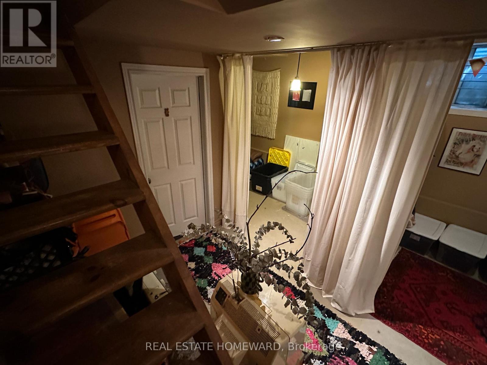2 - 393 Christie Street, Toronto, Ontario  M6E 3C5 - Photo 9 - C12430438