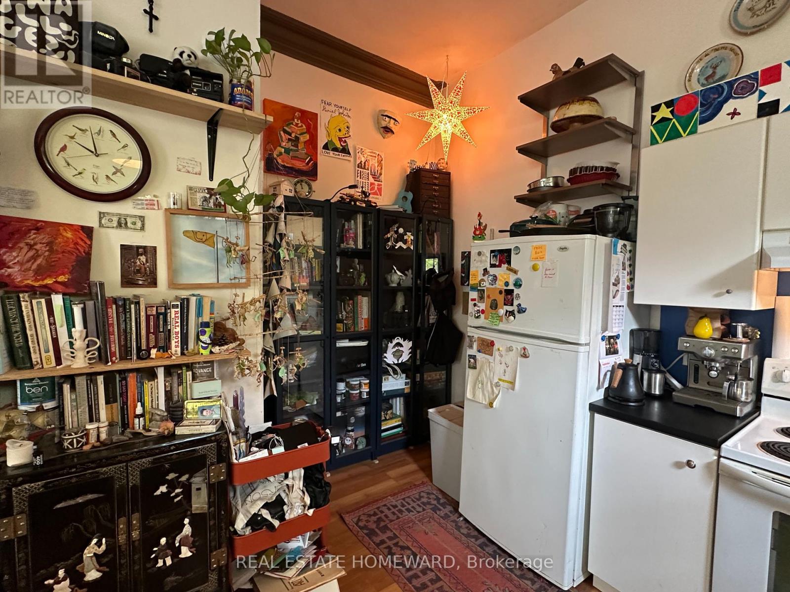 2 - 393 Christie Street, Toronto, Ontario  M6E 3C5 - Photo 7 - C12430438