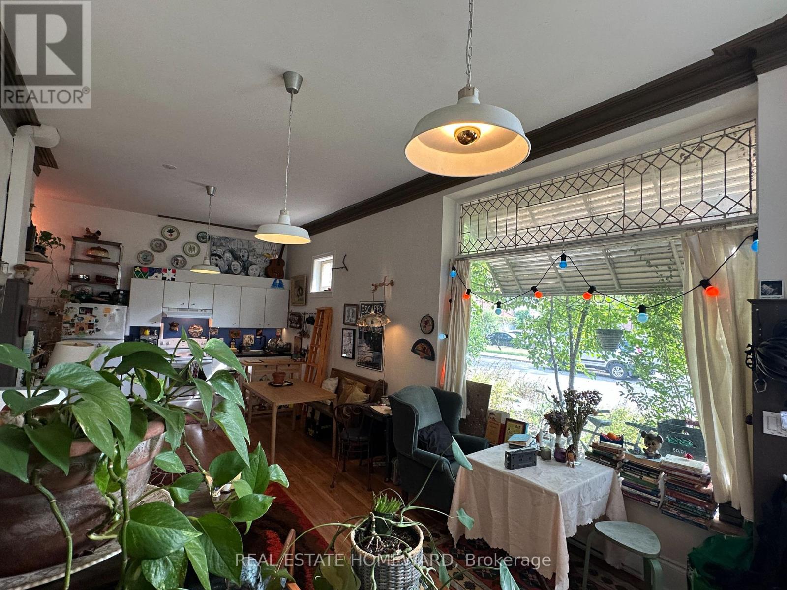 2 - 393 Christie Street, Toronto, Ontario  M6E 3C5 - Photo 3 - C12430438