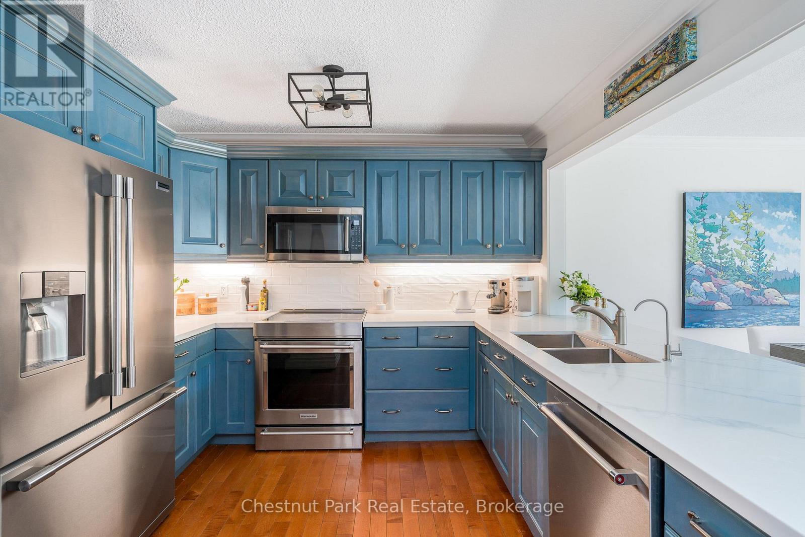 133 Carmichael Crescent, Blue Mountains, Ontario  L9Y 0R2 - Photo 34 - X12374940