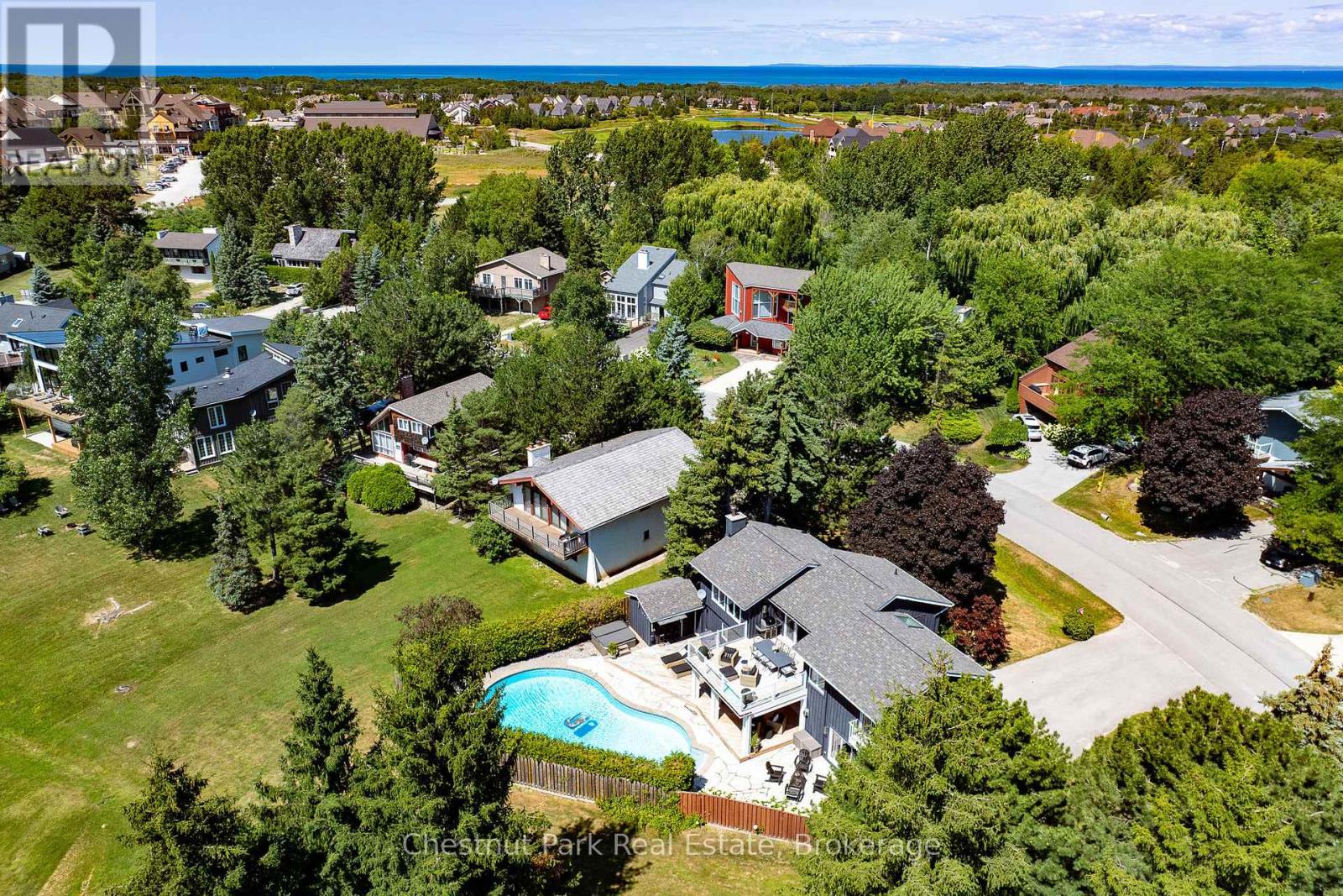 133 Carmichael Crescent, Blue Mountains, Ontario  L9Y 0R2 - Photo 47 - X12374940