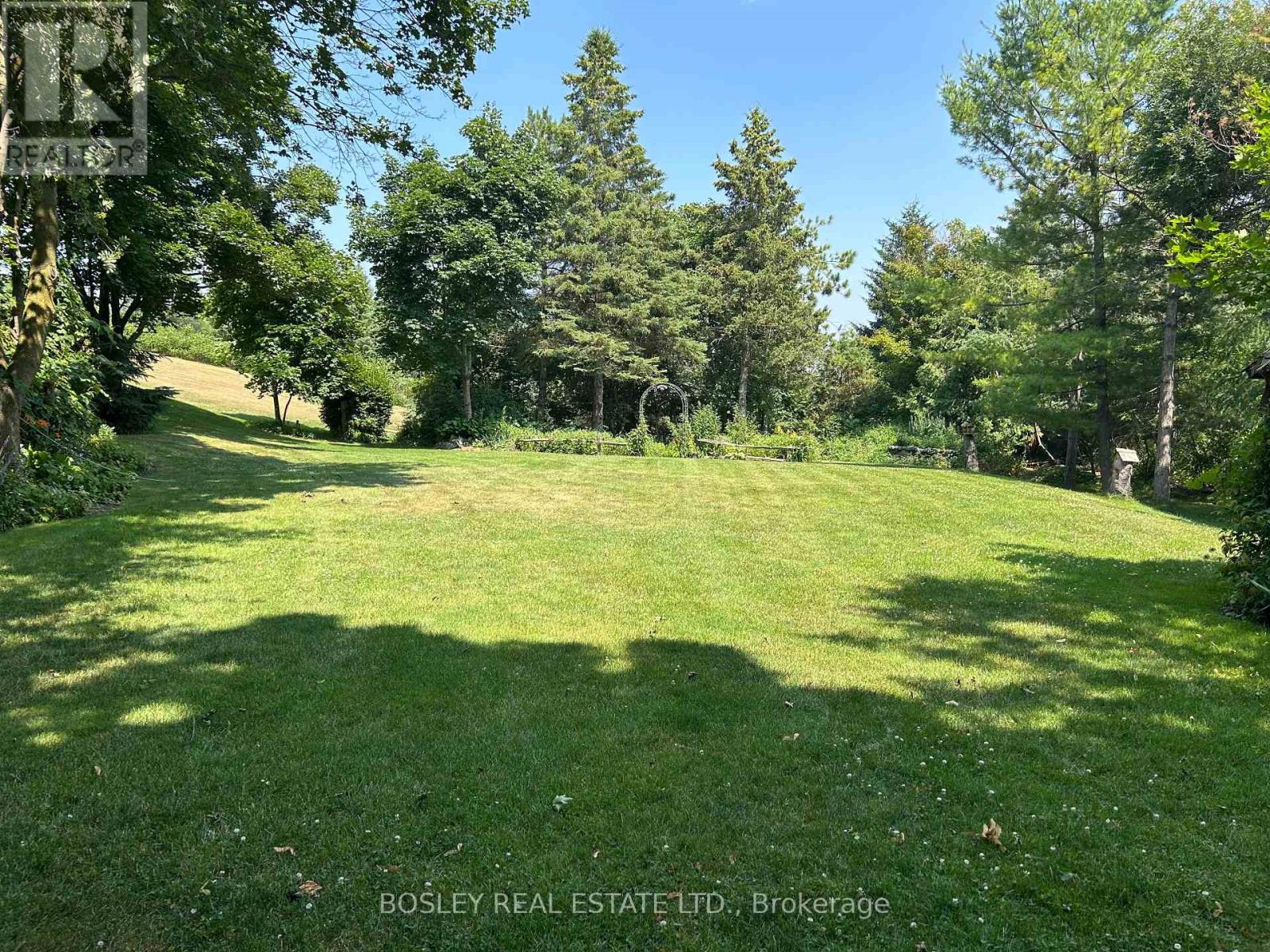 16 Bayberry Road, Mono, Ontario  L9W 6G6 - Photo 12 - X12437930