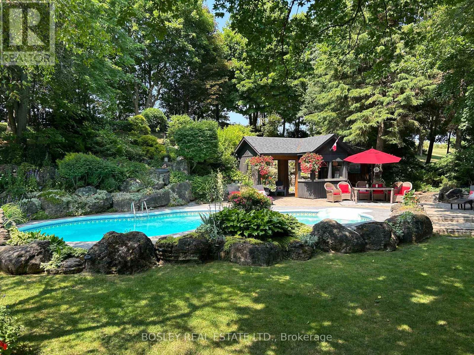 16 Bayberry Road, Mono, Ontario  L9W 6G6 - Photo 14 - X12437930