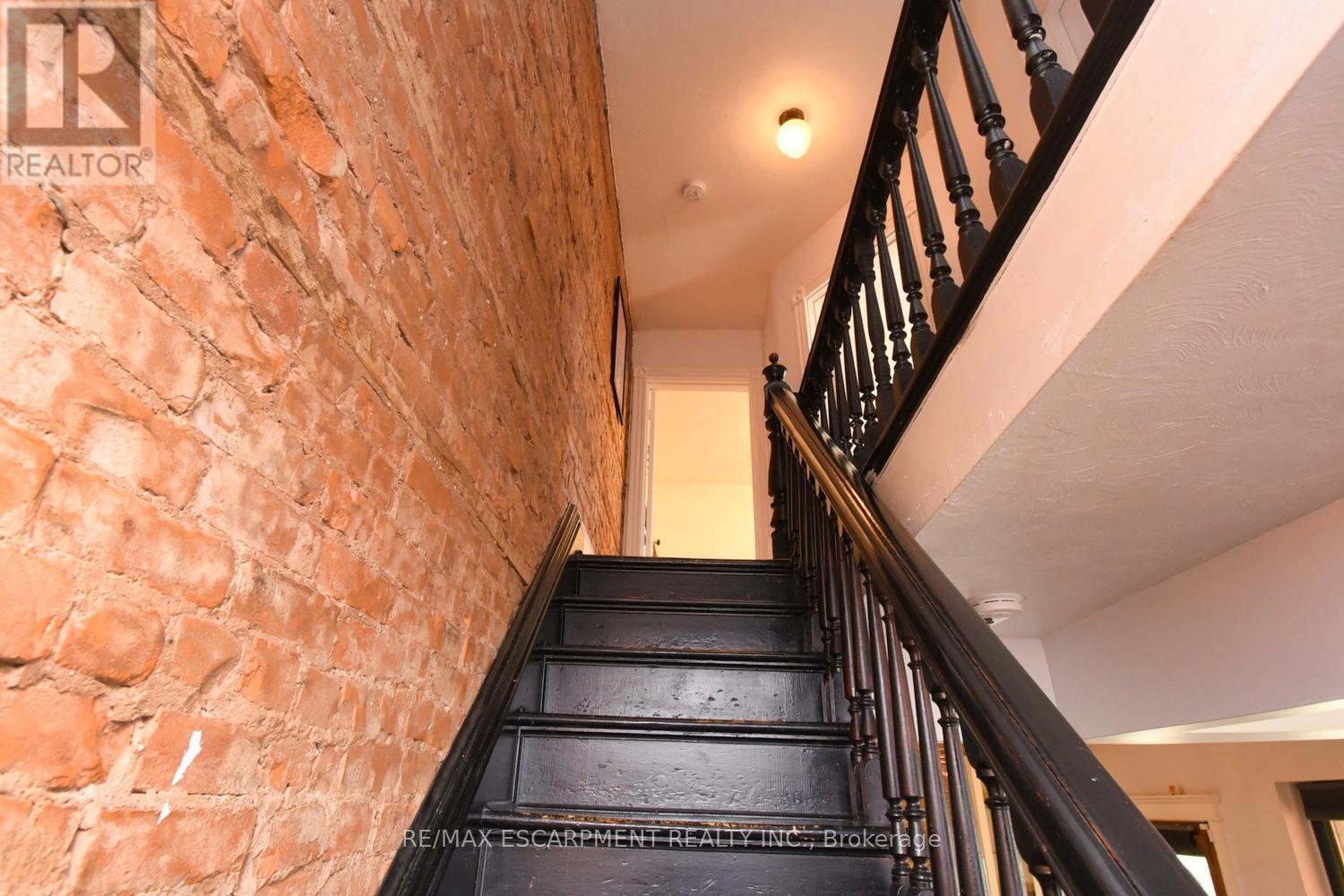 150 Victoria Avenue N, Hamilton, Ontario  L8L 2B6 - Photo 26 - X12437954