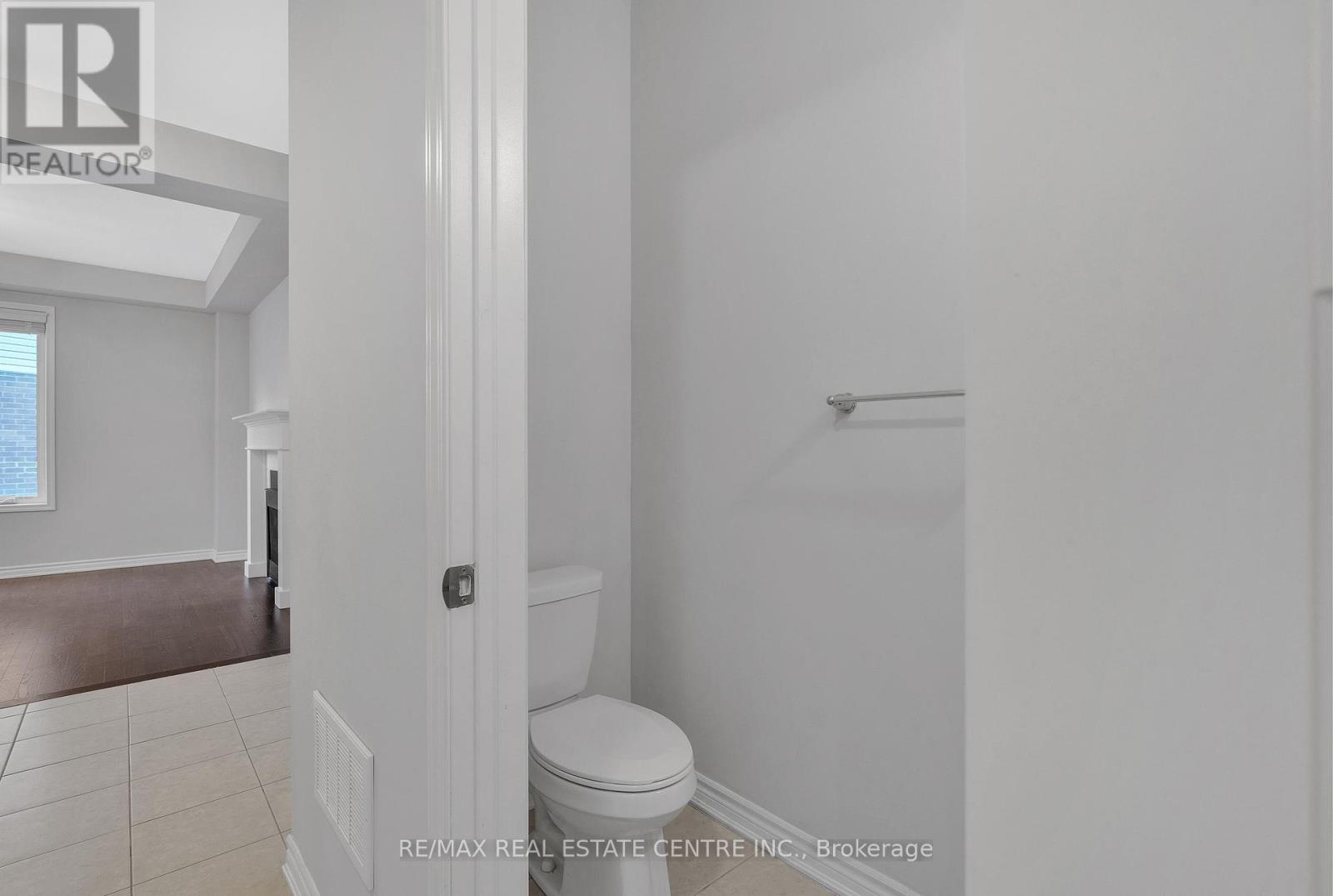 260 Shady Glen Crescent, Kitchener, Ontario  N2R 0J9 - Photo 23 - X12437960