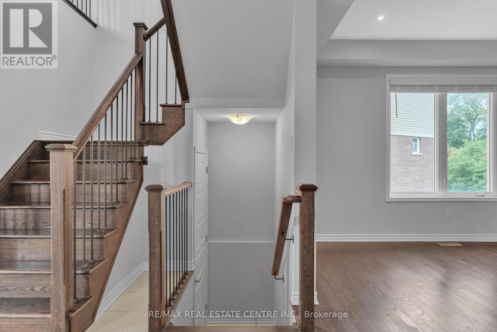 260 Shady Glen Crescent, Kitchener, Ontario  N2R 0J9 - Photo 25 - X12437960