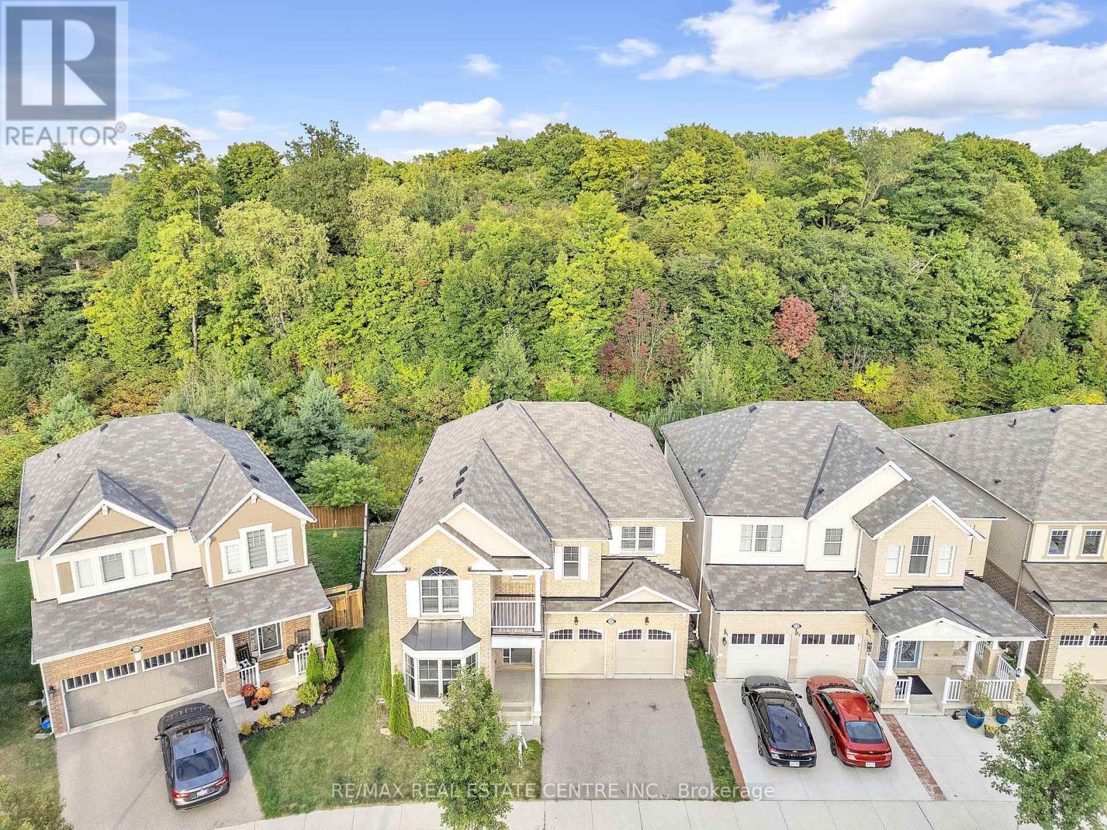 260 Shady Glen Crescent, Kitchener, Ontario  N2R 0J9 - Photo 3 - X12437960