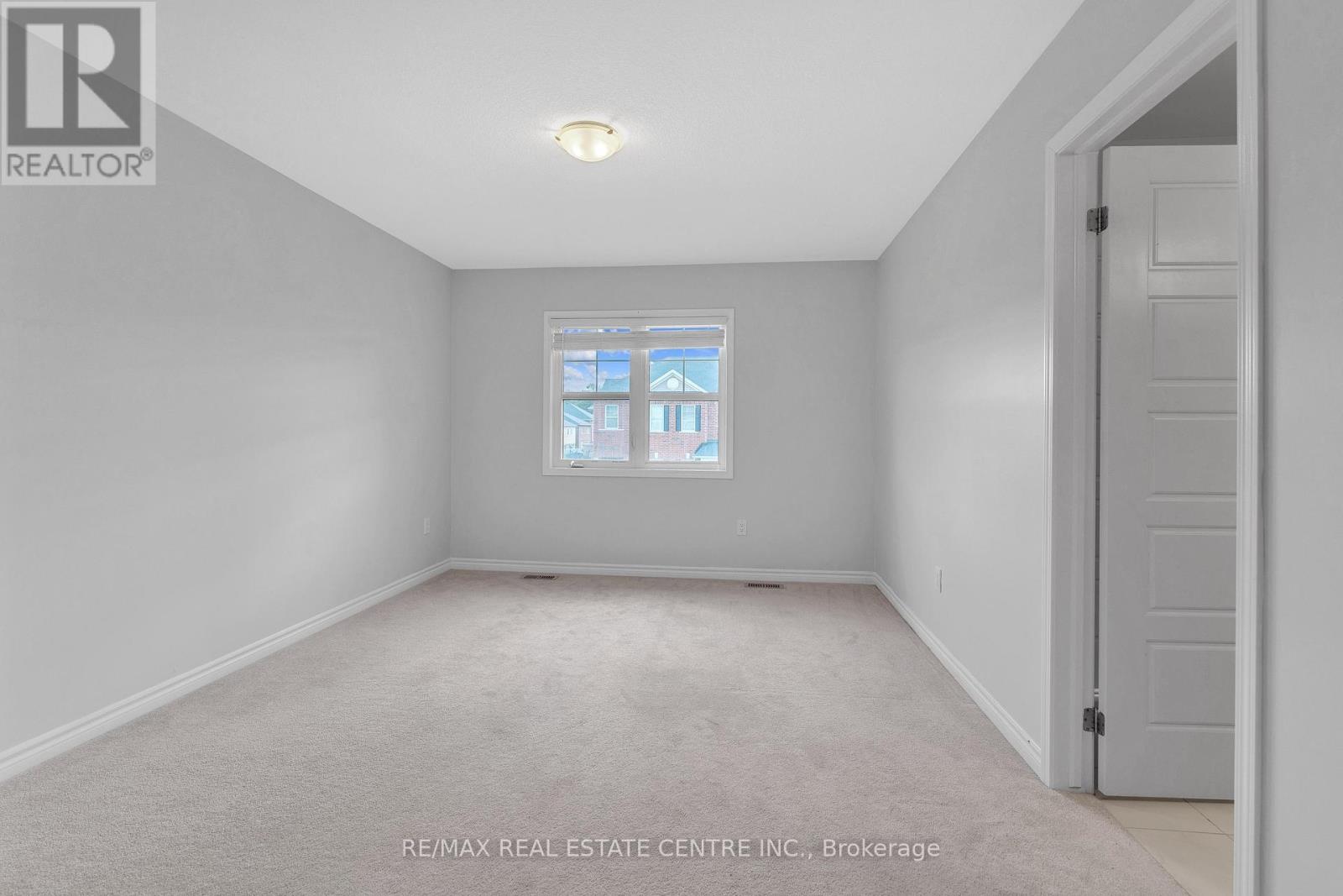 260 Shady Glen Crescent, Kitchener, Ontario  N2R 0J9 - Photo 31 - X12437960