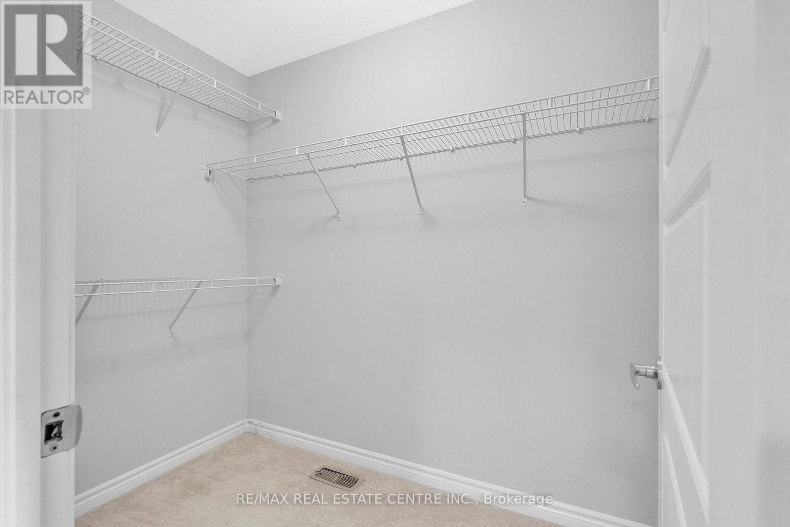 260 Shady Glen Crescent, Kitchener, Ontario  N2R 0J9 - Photo 33 - X12437960