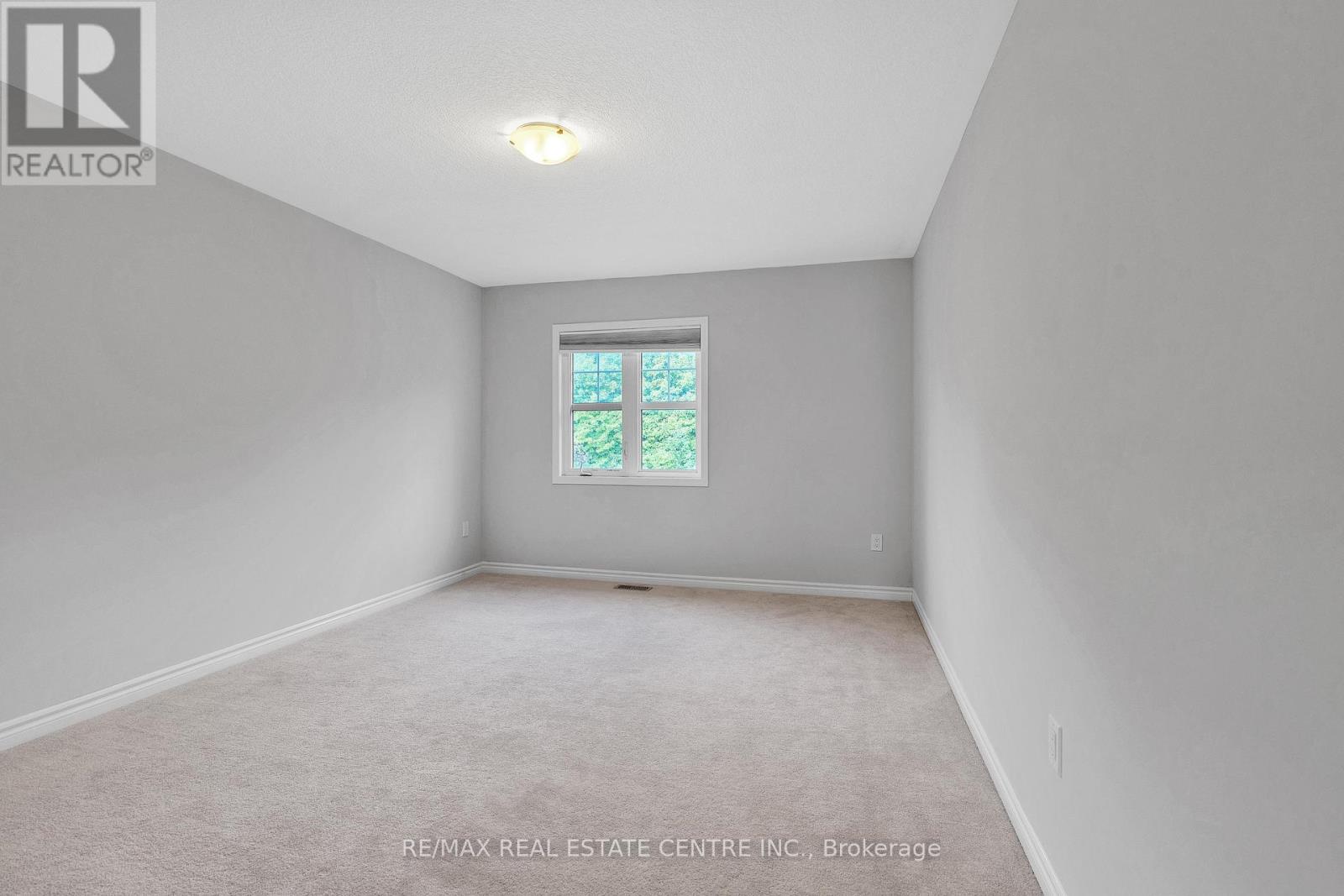 260 Shady Glen Crescent, Kitchener, Ontario  N2R 0J9 - Photo 34 - X12437960