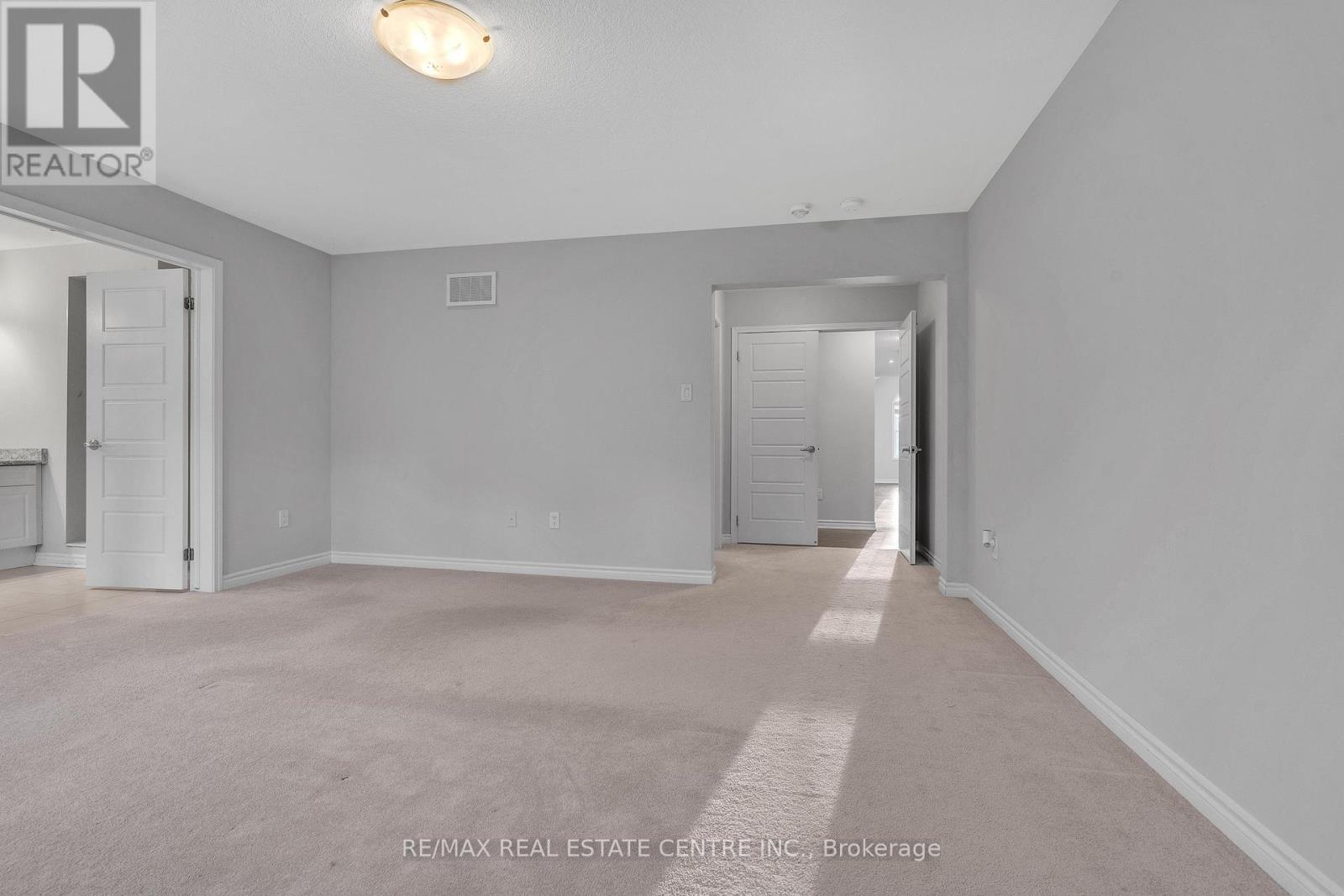 260 Shady Glen Crescent, Kitchener, Ontario  N2R 0J9 - Photo 37 - X12437960