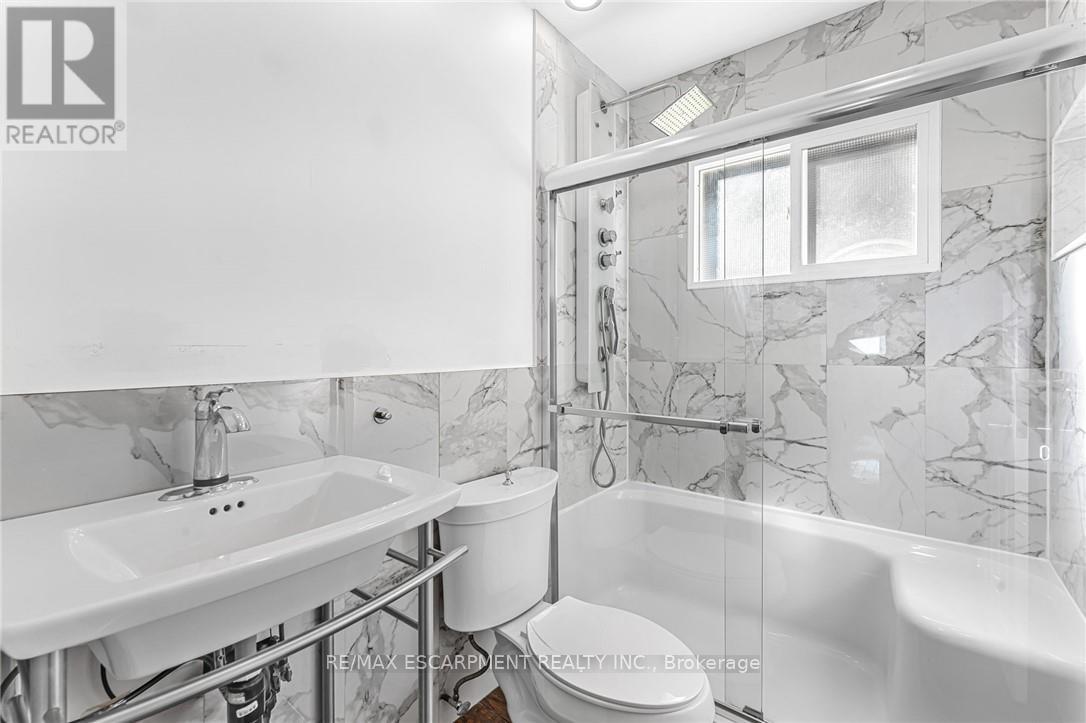 6122 Mayfair Drive, Niagara Falls, Ontario  L2J 1W1 - Photo 17 - X12438008
