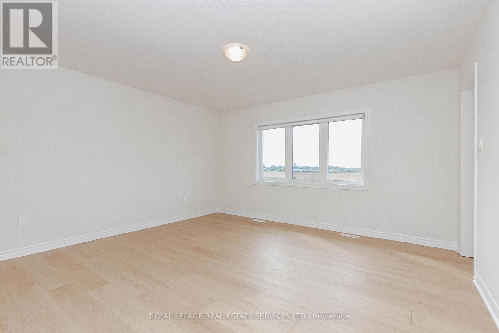 96 Explorer Way W, Thorold, Ontario  L2V 0K3 - Photo 18 - X12438059