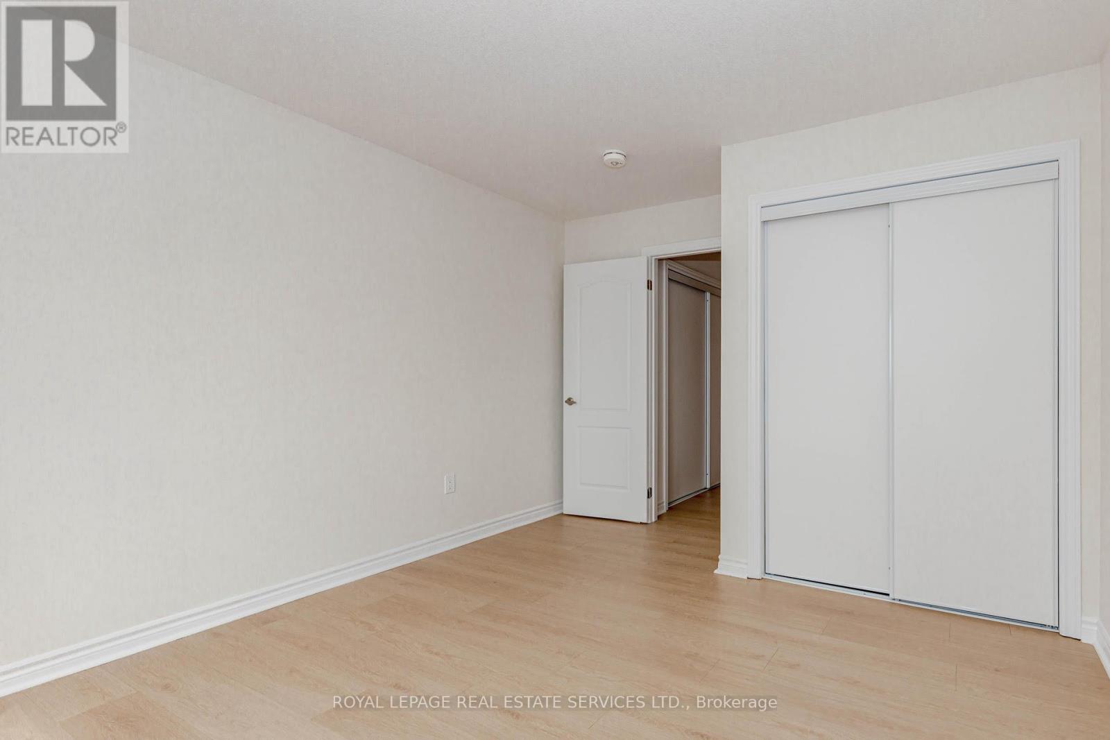 96 Explorer Way W, Thorold, Ontario  L2V 0K3 - Photo 25 - X12438059