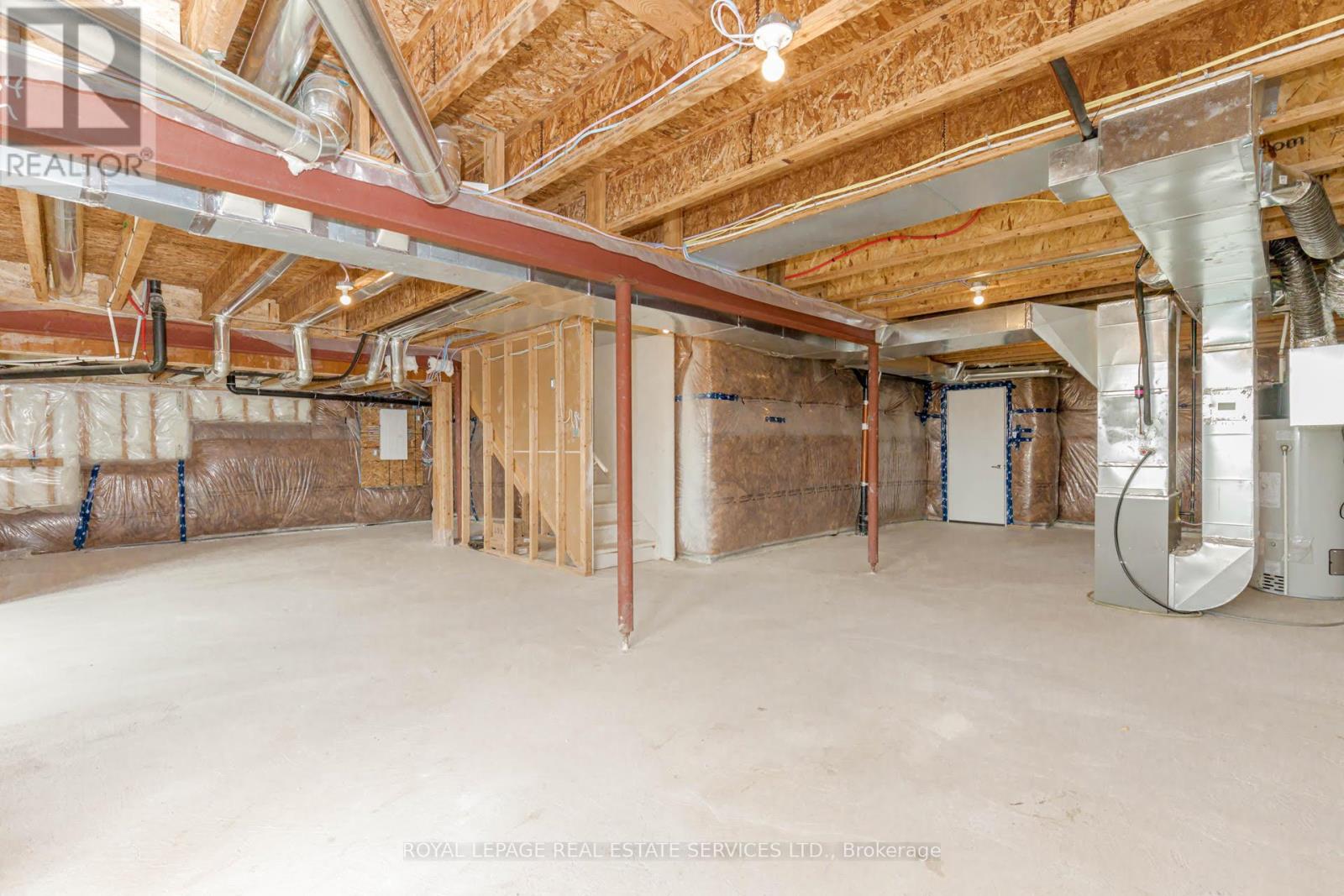 96 Explorer Way W, Thorold, Ontario  L2V 0K3 - Photo 35 - X12438059