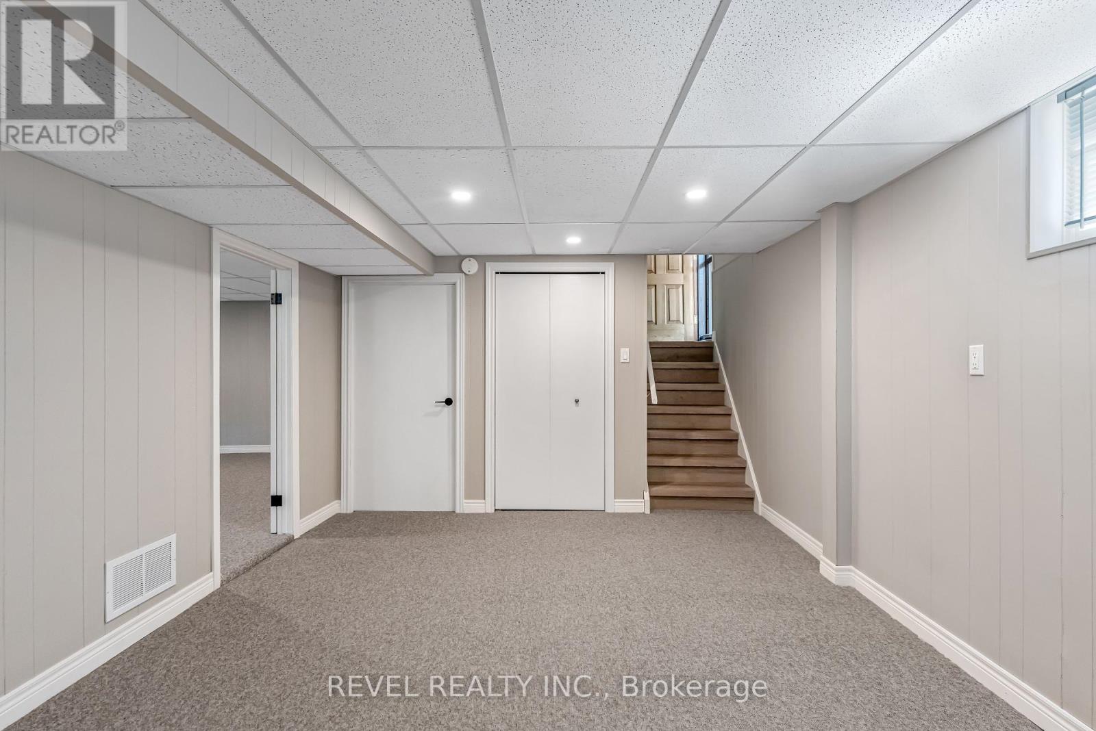 323 Hixon Road, Hamilton, Ontario  L8K 2C8 - Photo 31 - X12438062