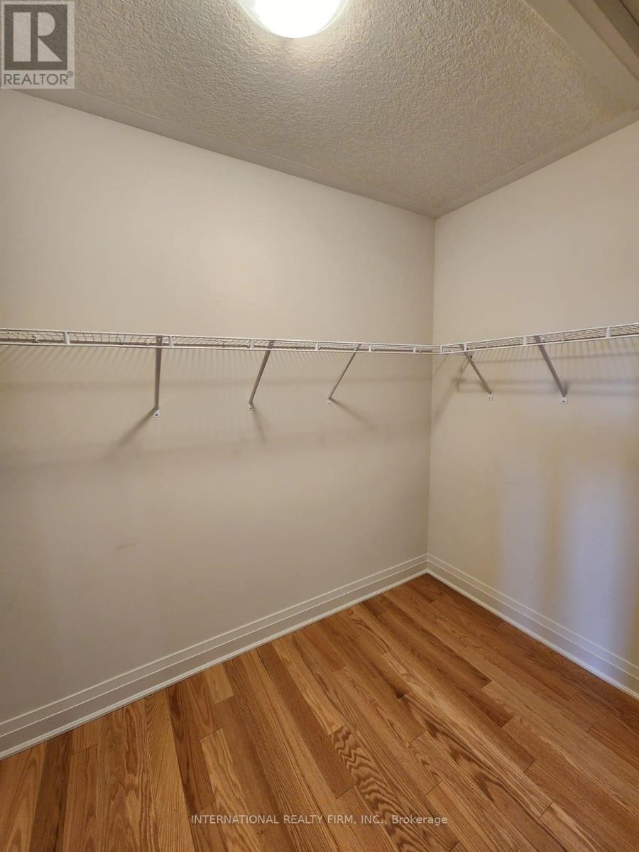122 Middleton Street, Zorra, Ontario  N0M 2M0 - Photo 10 - X12438088