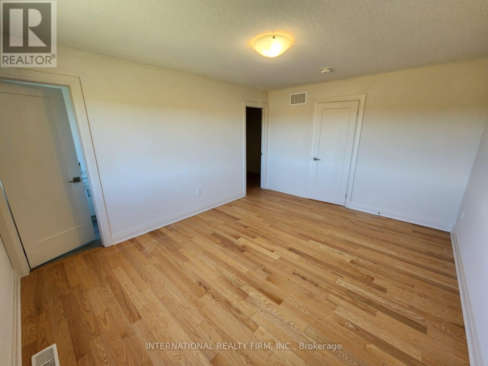 122 Middleton Street, Zorra, Ontario  N0M 2M0 - Photo 8 - X12438088