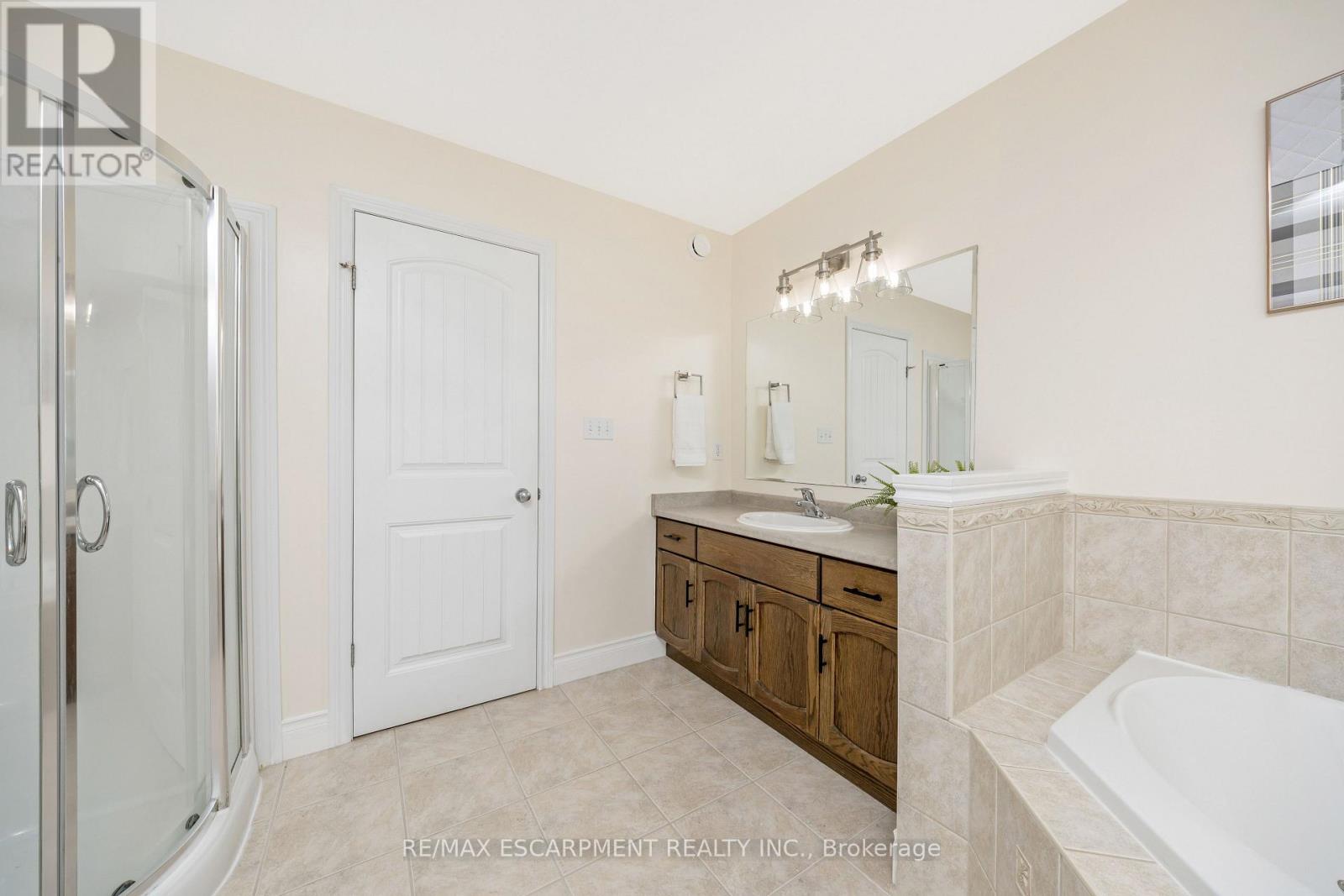 197 Carters Lane, Guelph/eramosa, Ontario  N0B 2K0 - Photo 22 - X12438093