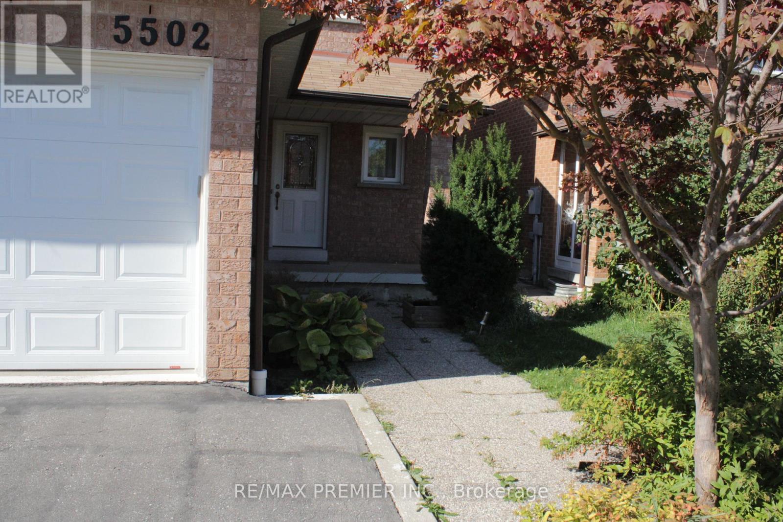 5502 Bourget Drive, Mississauga, Ontario  L5R 3A4 - Photo 6 - W12336477