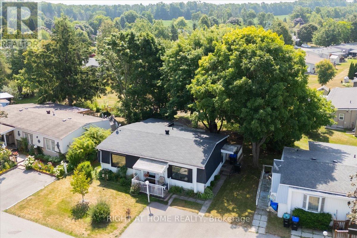 45 LINDEN LANE, Innisfil, Ontario