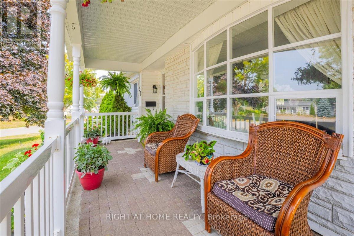 30 Main Street, Innisfil, Ontario  L9S 1L9 - Photo 2 - N12333285