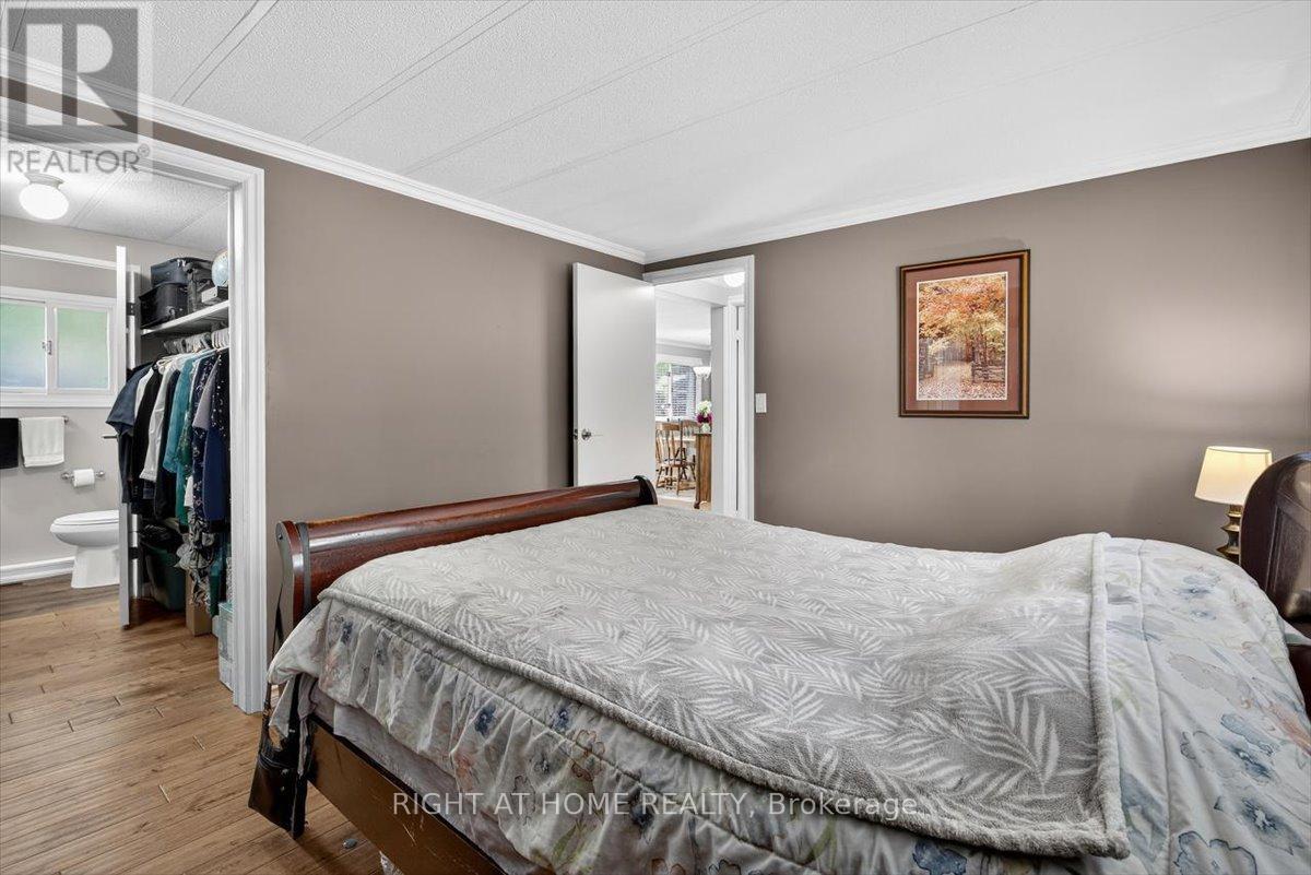 30 Main Street, Innisfil, Ontario  L9S 1L9 - Photo 20 - N12333285