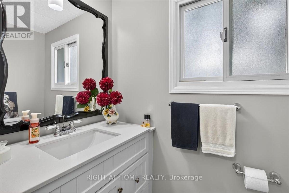 30 Main Street, Innisfil, Ontario  L9S 1L9 - Photo 21 - N12333285