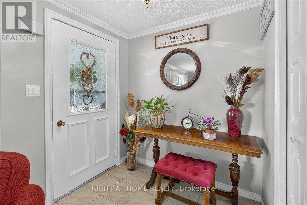 30 Main Street, Innisfil, Ontario  L9S 1L9 - Photo 4 - N12333285