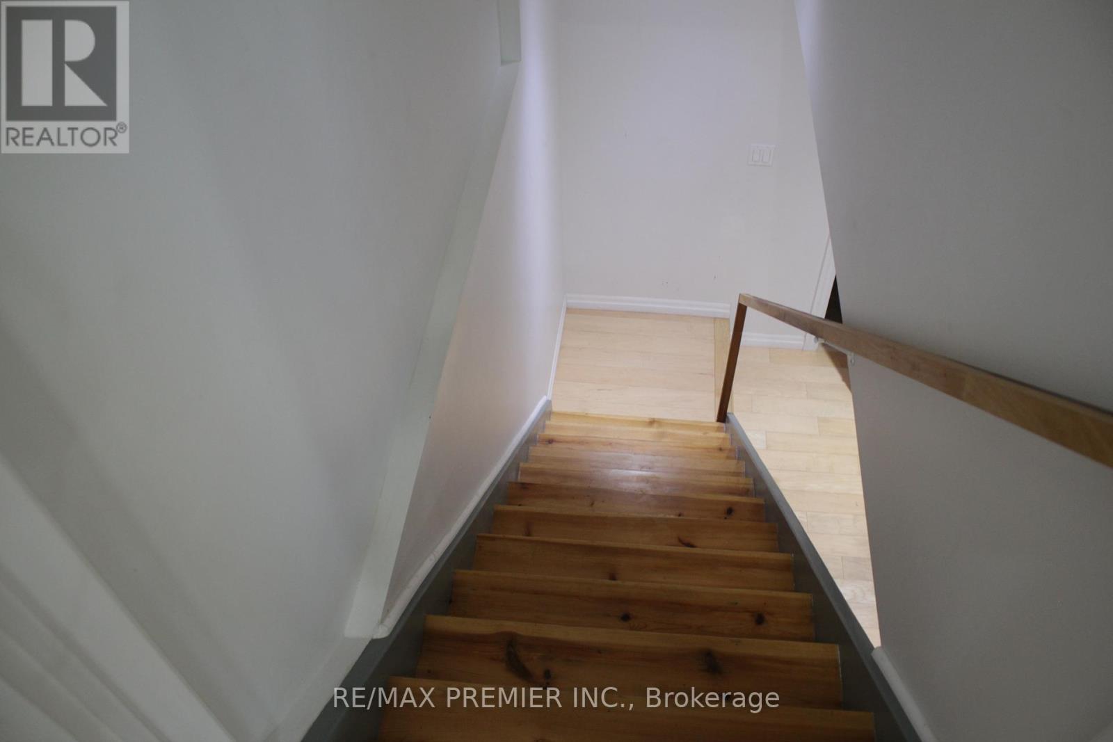 5502 Bourget Drive, Mississauga, Ontario  L5R 3A4 - Photo 26 - W12336477