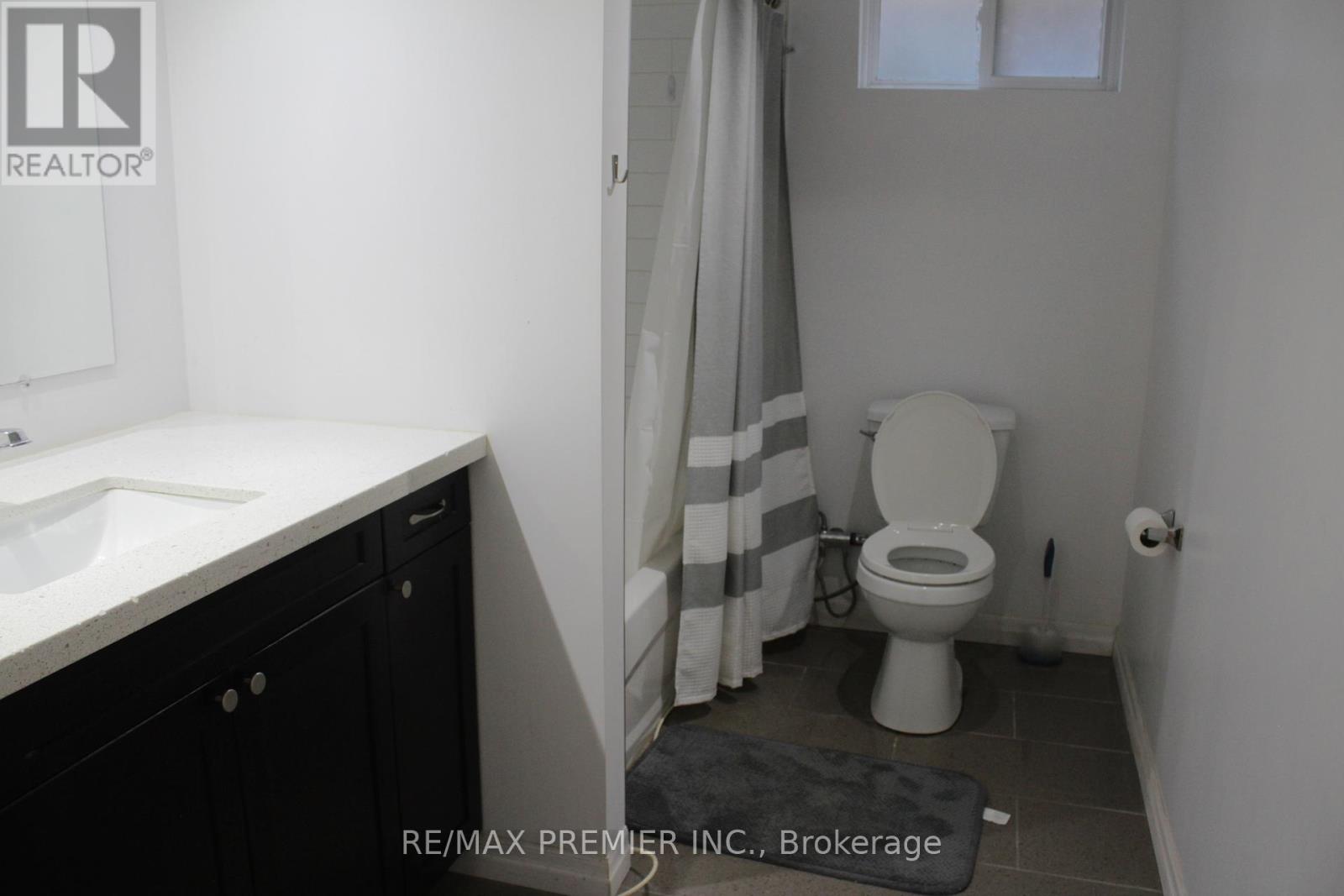 5502 Bourget Drive, Mississauga, Ontario  L5R 3A4 - Photo 30 - W12336477