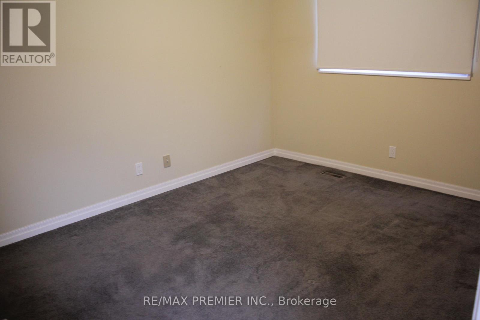 5502 Bourget Drive, Mississauga, Ontario  L5R 3A4 - Photo 19 - W12336477