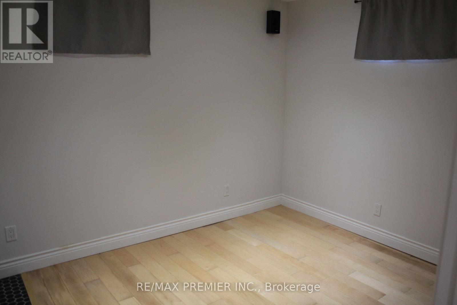 5502 Bourget Drive, Mississauga, Ontario  L5R 3A4 - Photo 29 - W12336477