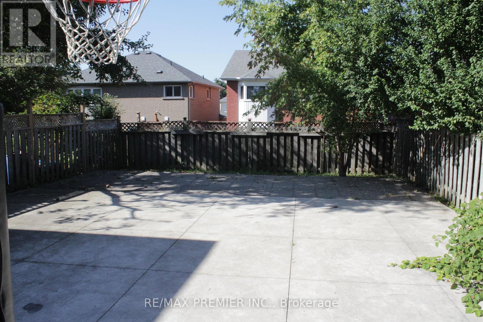 5502 Bourget Drive, Mississauga, Ontario  L5R 3A4 - Photo 33 - W12336477