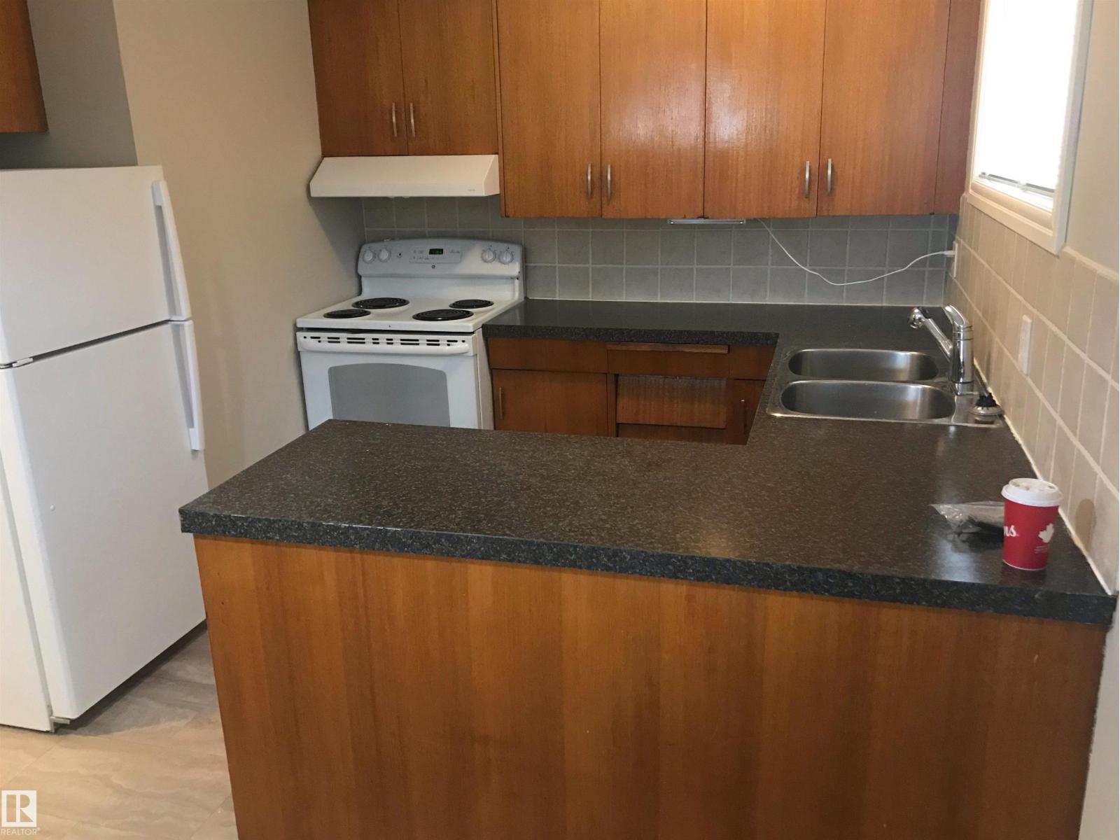 10202 76 St Nw, Edmonton, Alberta  T6A 3A6 - Photo 13 - E4425145