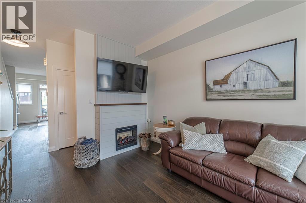 35 Midhurst Heights Unit# 40, Stoney Creek, Ontario  L8J 0K9 - Photo 7 - 40764077