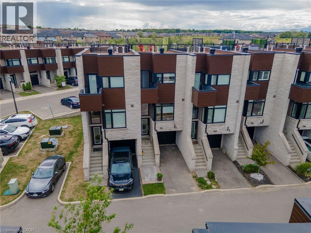 35 Midhurst Heights Unit# 40, Stoney Creek, Ontario  L8J 0K9 - Photo 4 - 40764077