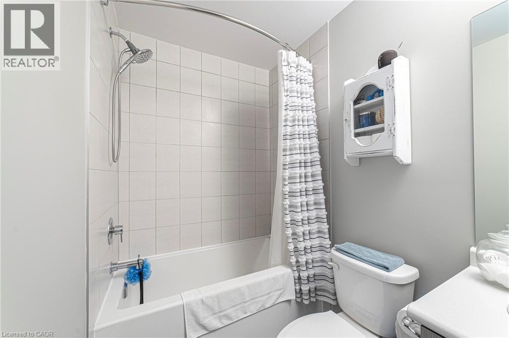35 Midhurst Heights Unit# 40, Stoney Creek, Ontario  L8J 0K9 - Photo 28 - 40764077