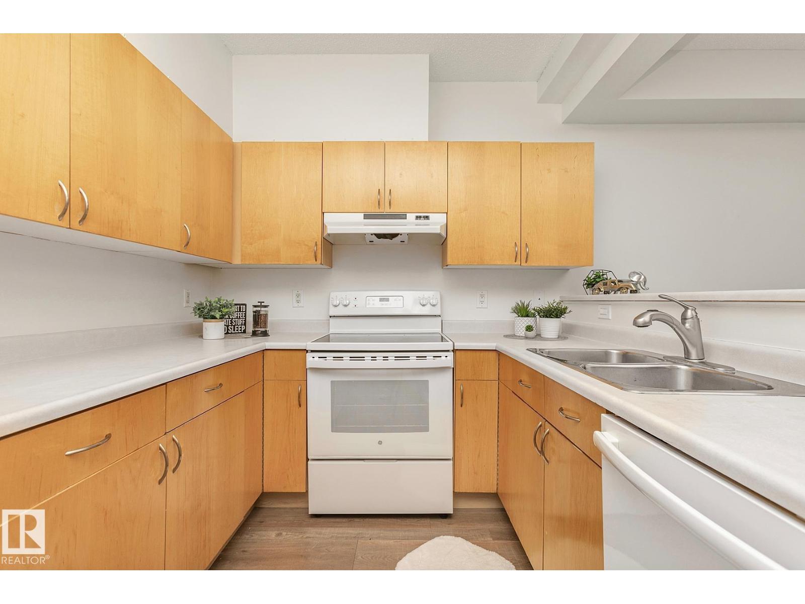 #204 8108 109 St Nw, Edmonton, Alberta  T6G 2V7 - Photo 11 - E4460273