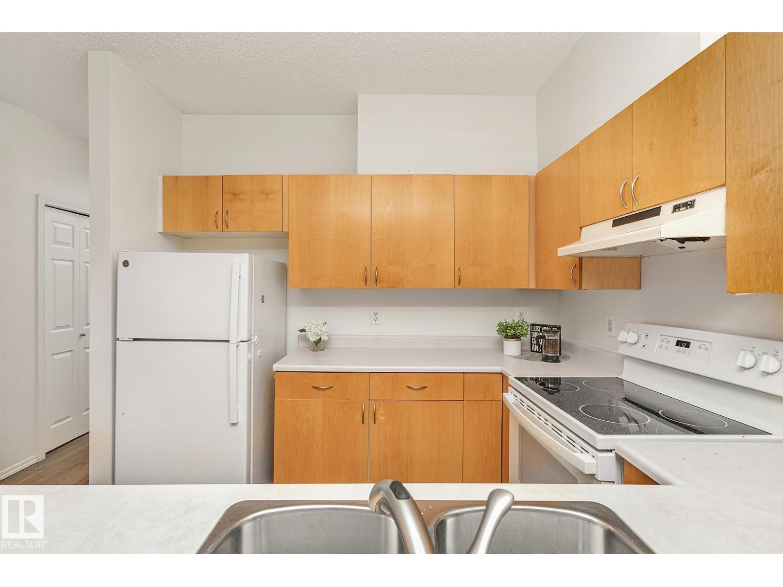 #204 8108 109 St Nw, Edmonton, Alberta  T6G 2V7 - Photo 12 - E4460273