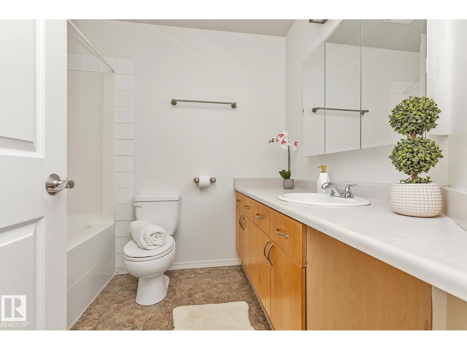 #204 8108 109 St Nw, Edmonton, Alberta  T6G 2V7 - Photo 35 - E4460273