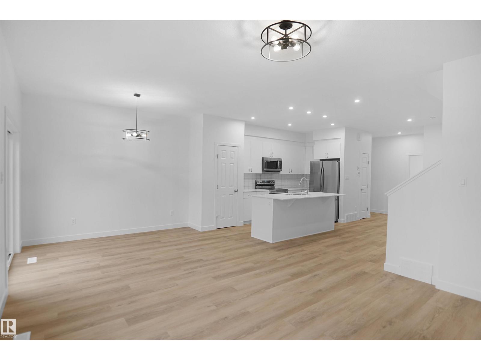 2017 209a St Nw, Edmonton, Alberta  T6M 1P7 - Photo 9 - E4460279