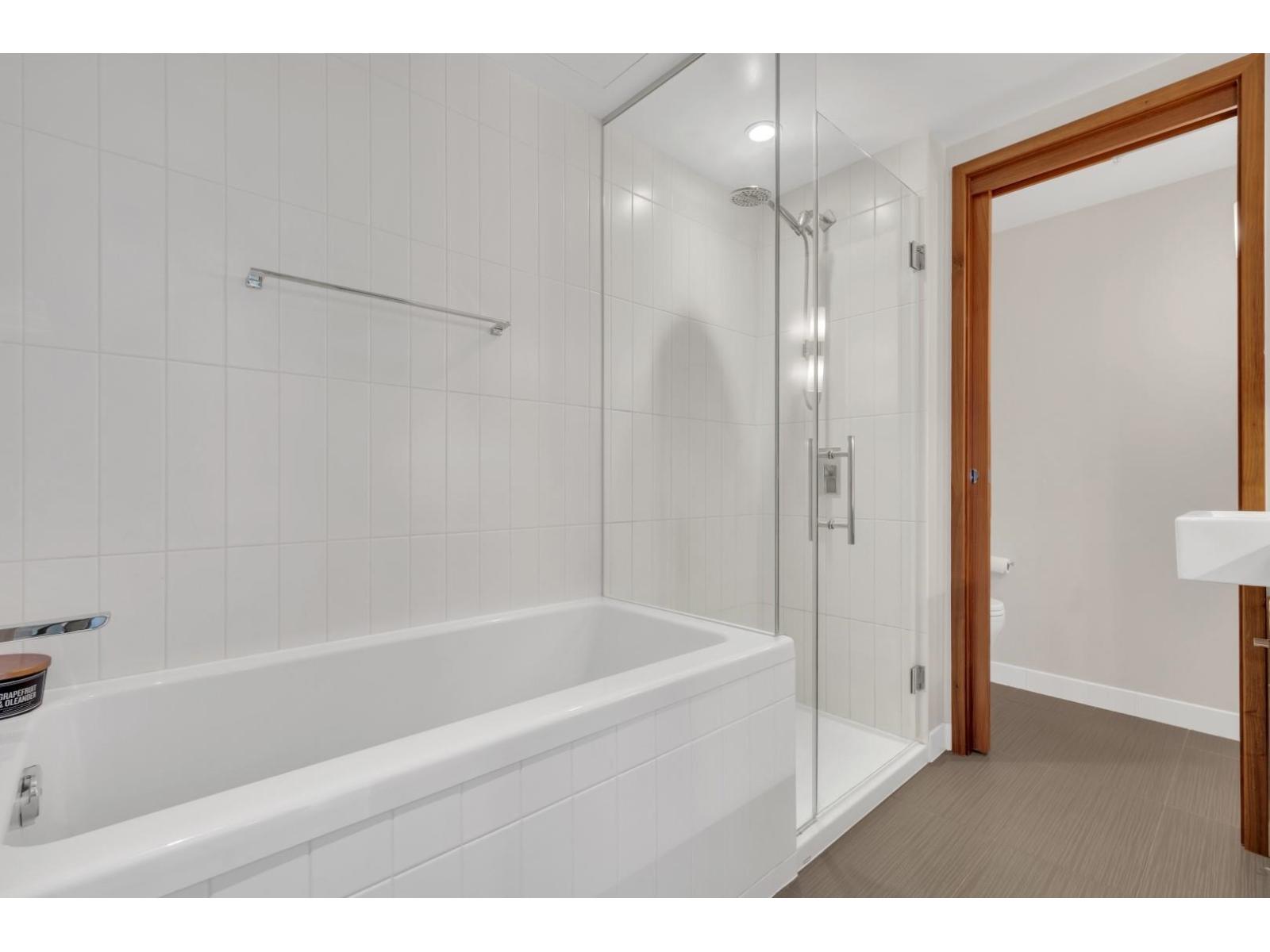 3903 13495 Central Avenue, Surrey, British Columbia  V3T 0K2 - Photo 13 - R3054082