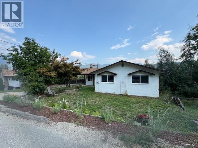 1778 Second Street Lot# 5, Fruitvale, British Columbia  V0G 1L0 - Photo 2 - 10364479