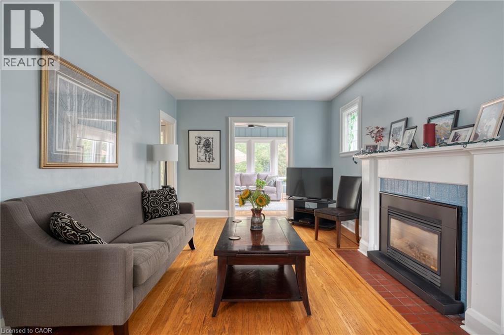 33 East 12th Street, Hamilton, Ontario  L9A 3X2 - Photo 6 - 40775538