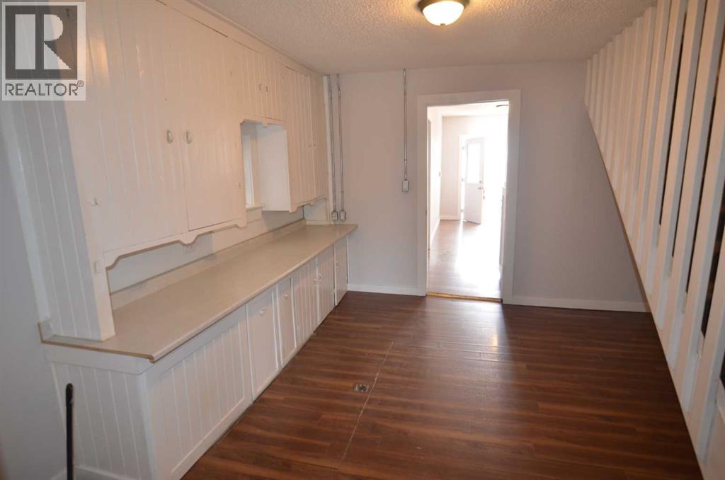 104 Railway Street, Carseland, Alberta  T0J 0M0 - Photo 6 - A2260732