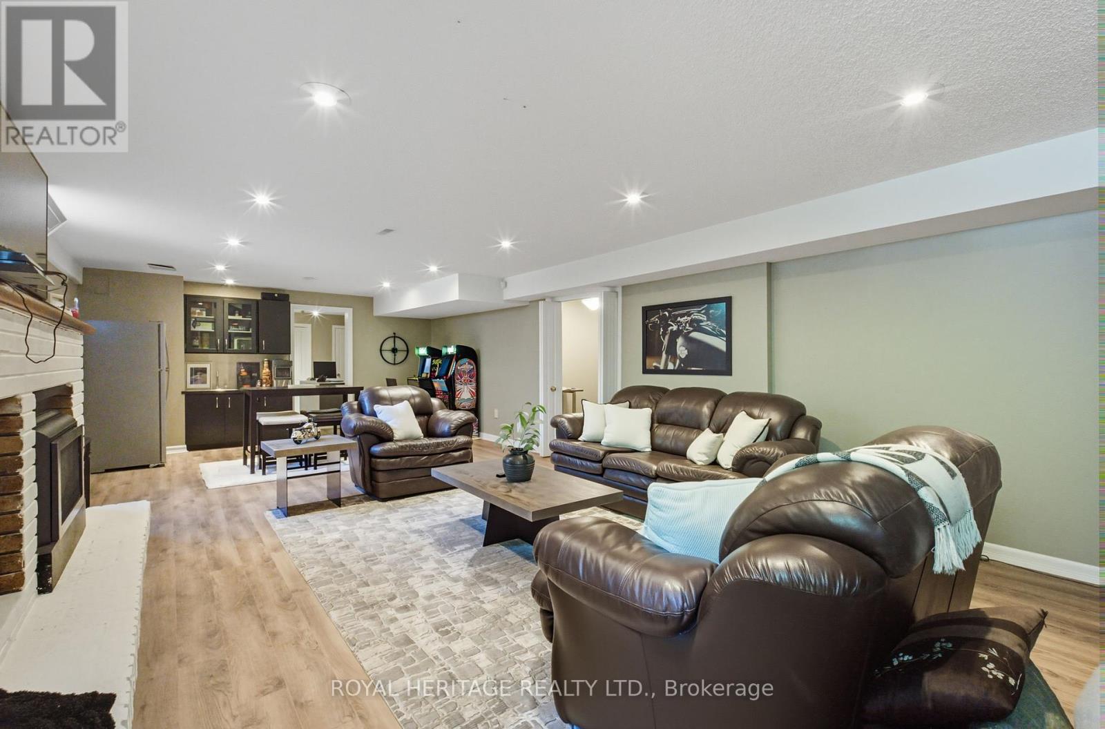 1014 Tiffany Circle, Oshawa, Ontario  L1G 7S1 - Photo 34 - E12438314