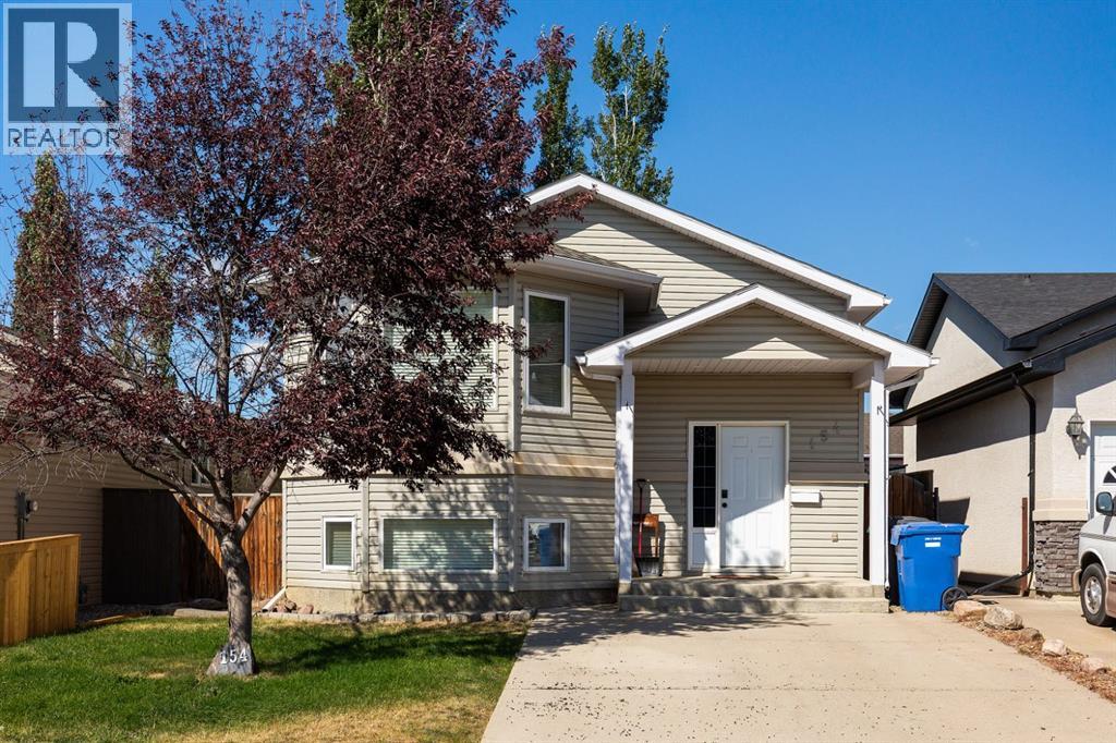 154 Blackfoot Court W, Lethbridge, Alberta  T1K 7W1 - Photo 1 - A2260018