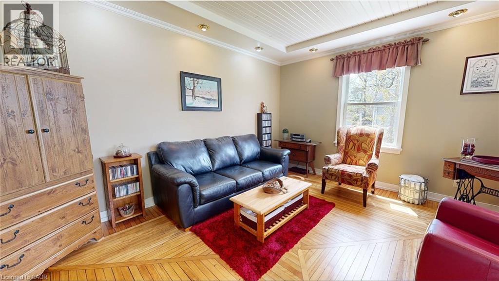 4201 Mountain Street, Beamsville, Ontario  L0R 1B0 - Photo 6 - 40724906