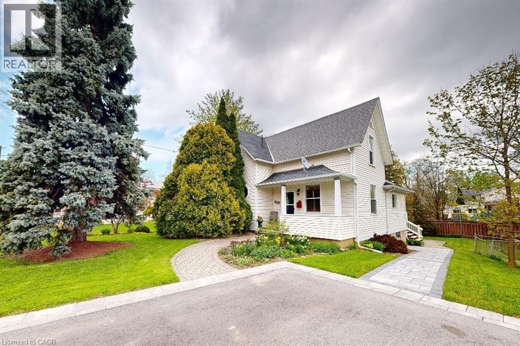 4201 Mountain Street, Beamsville, Ontario  L0R 1B0 - Photo 1 - 40724906